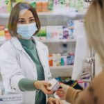 Чому на деякі ліки потрібен рецепт? Чому на деякі ліки потрібен рецепт?