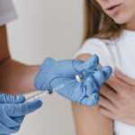 Імунопрофілактика для дорослих: чому щеплення після 18 років є критично важливими